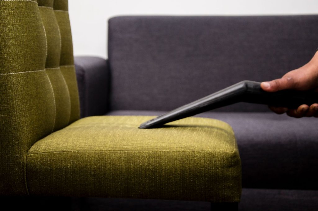 Polsterreinigung von Sofa und Sesseln